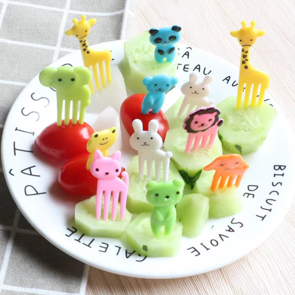 10Pcs Animal Farm Fruit Fork Mini Cartoon Children Snack Cake Dessert Food Pick Toothpick Bento Lunches Party Decor Random Color.